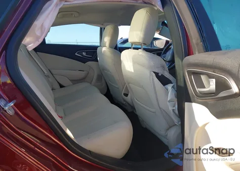 2016 Chrysler 200 Limited z USA, uszkodzony, nr VIN 1C3CCCABXGN177713